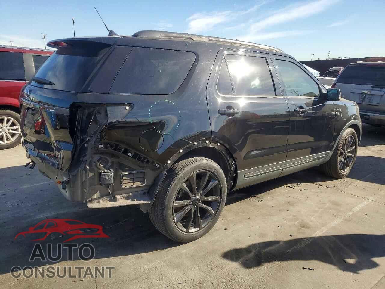 FORD EXPLORER 2018 - 1FM5K7D82JGB56943
