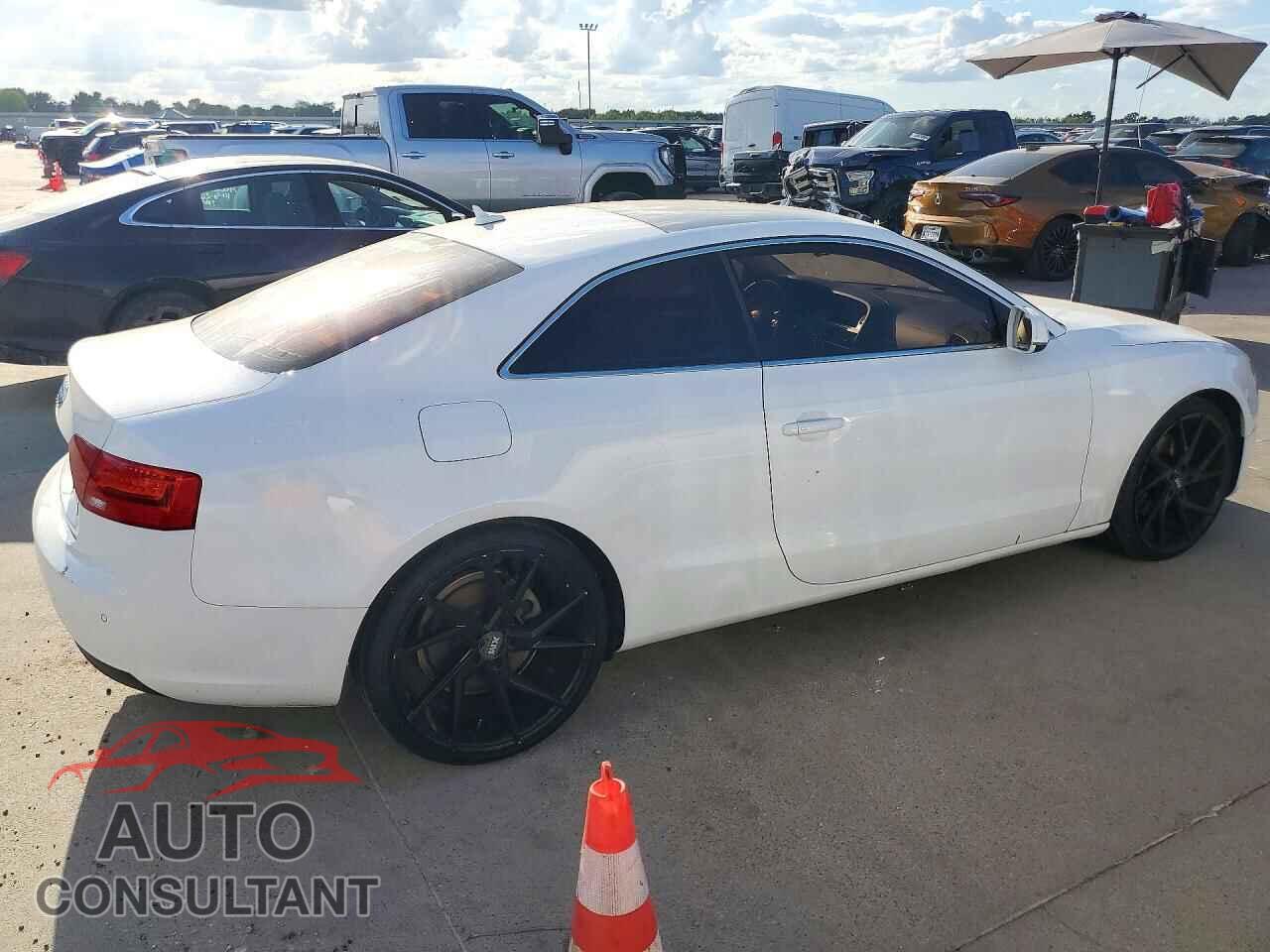 AUDI A5 2014 - WAULFAFR0EA020951