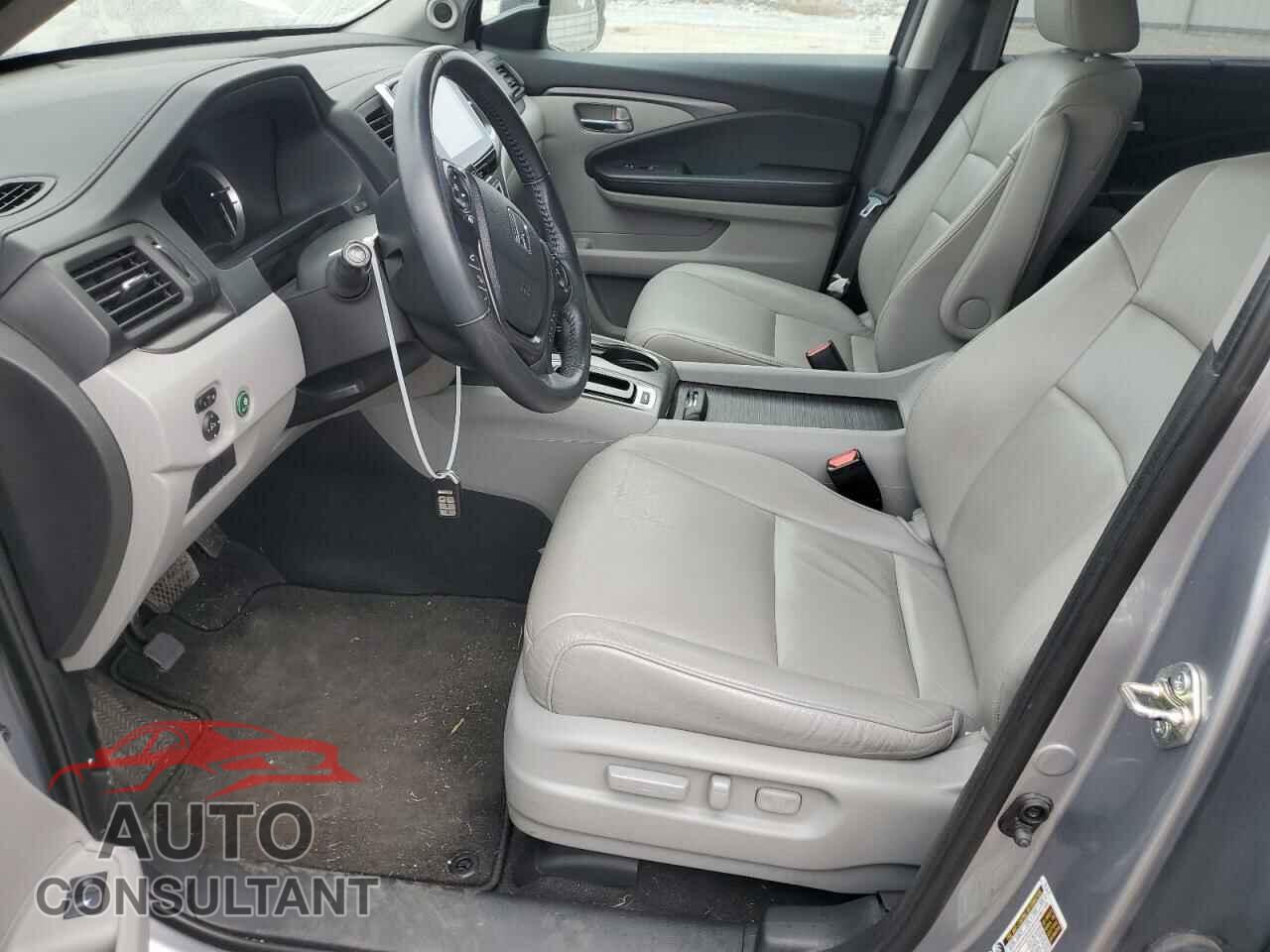 HONDA PILOT 2016 - 5FNYF5H86GB009760