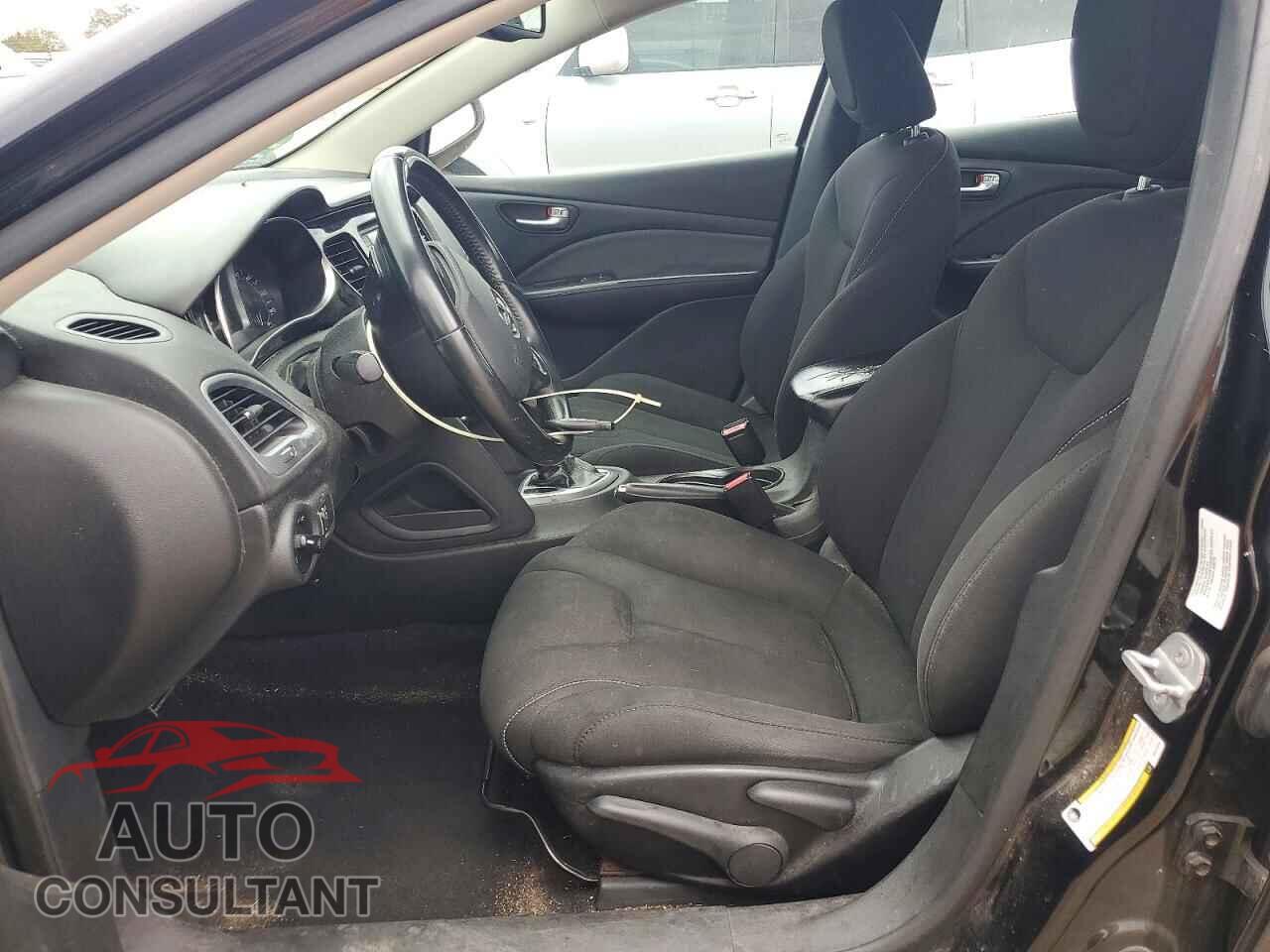 DODGE DART 2013 - 1C3CDFBA6DD323840