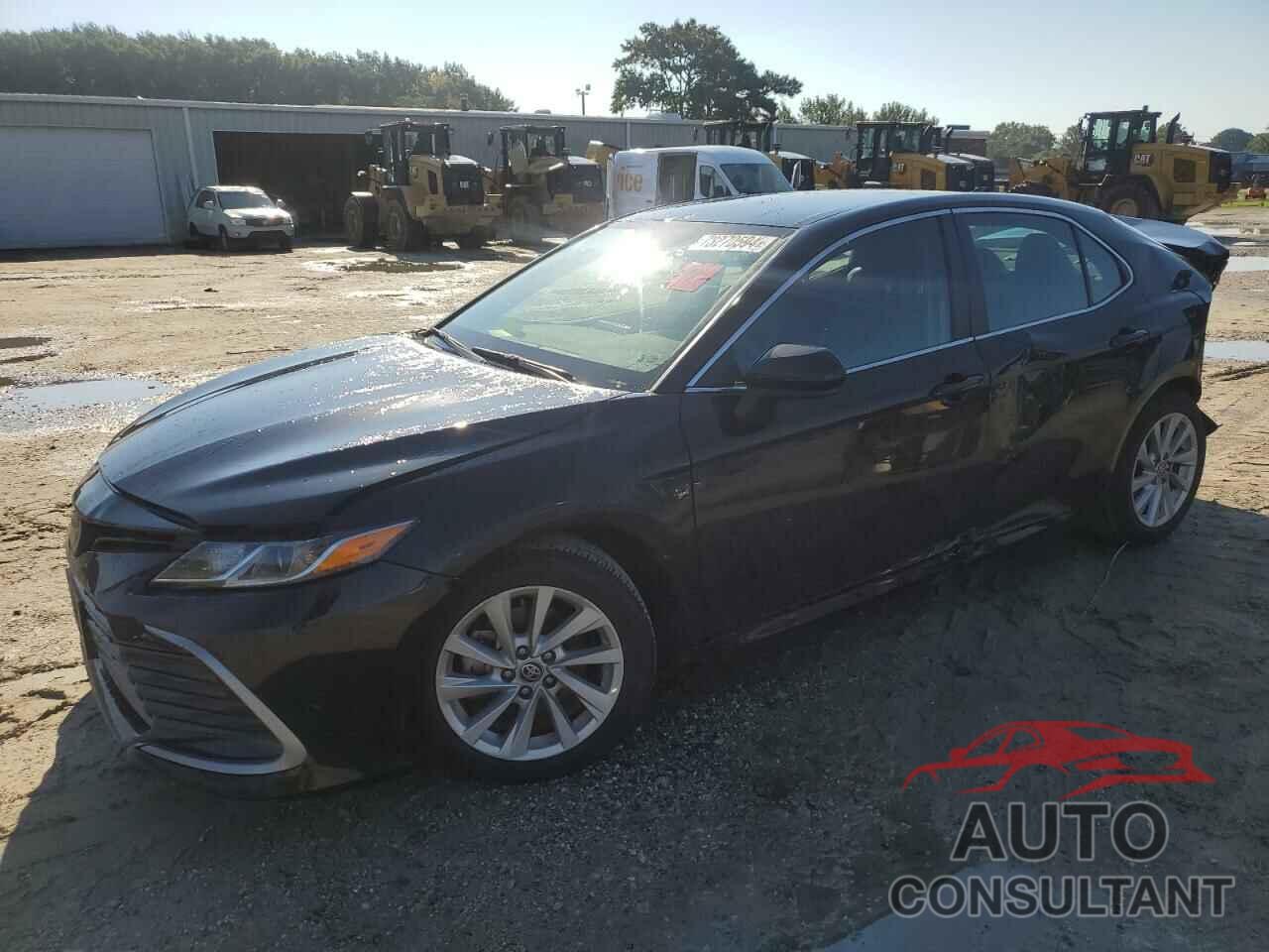 TOYOTA CAMRY 2022 - 4T1C11AK5NU648963