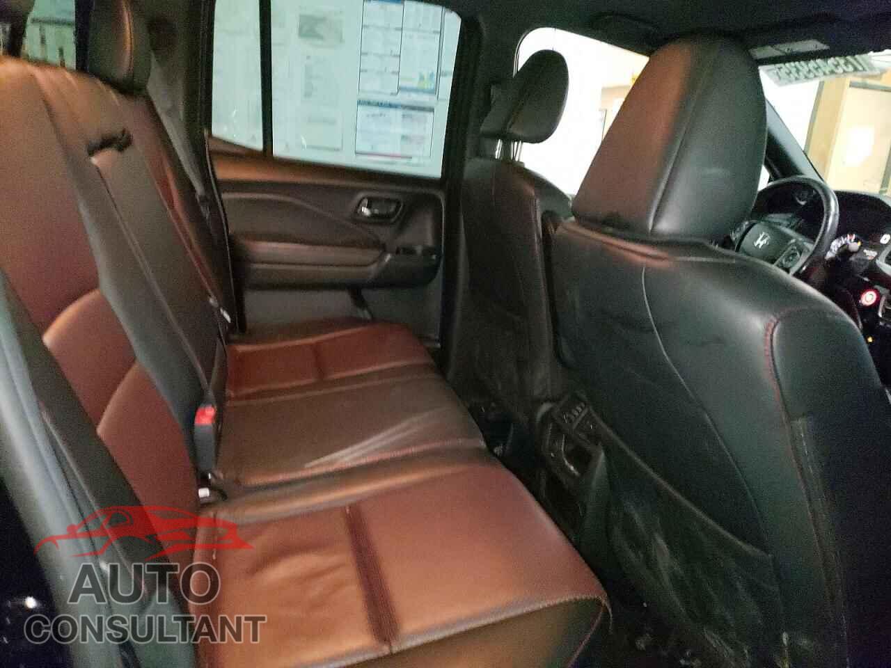 HONDA RIDGELINE 2018 - 5FPYK3F88JB005355