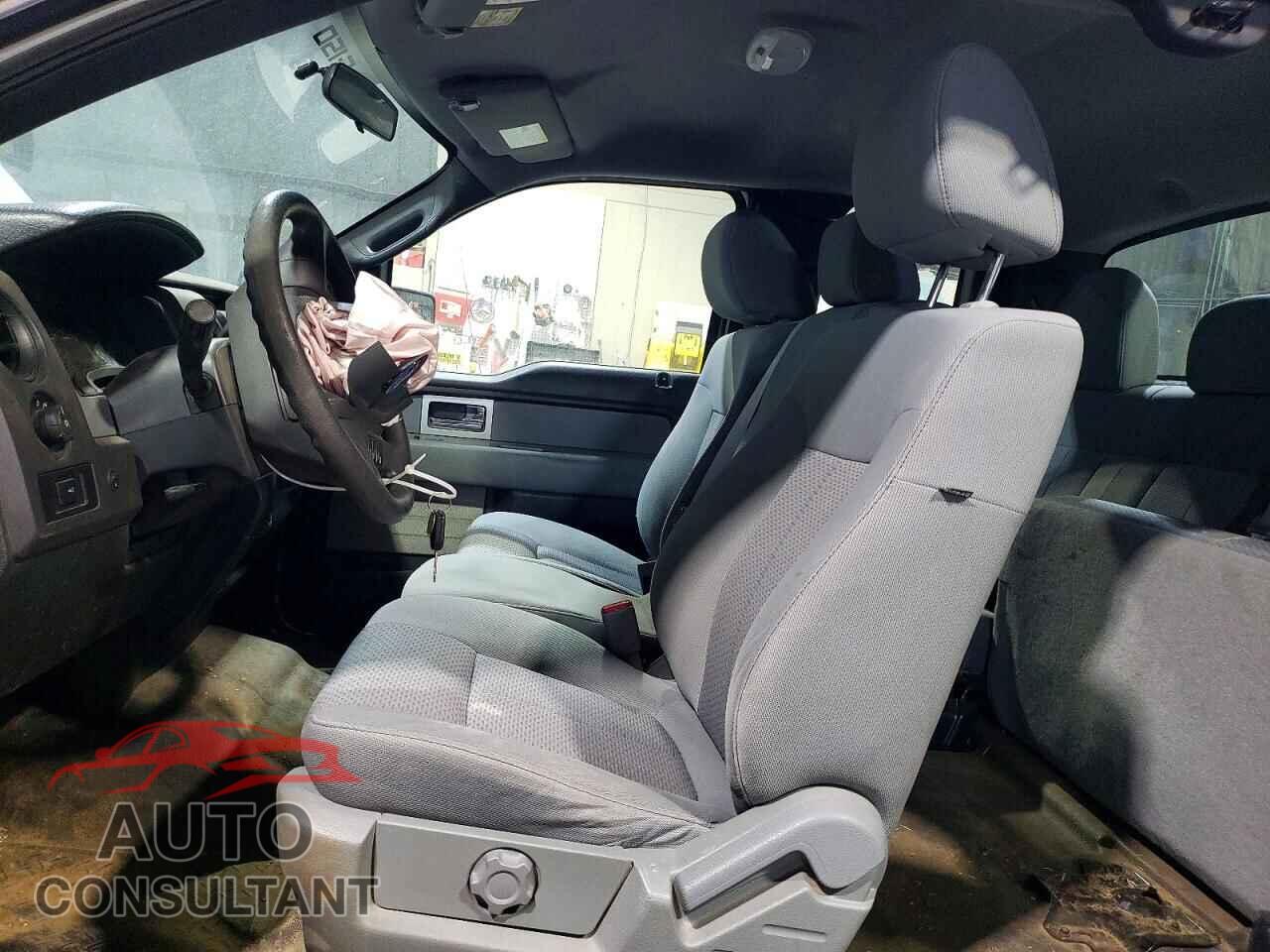 FORD F-150 2011 - 1FTFX1EF3BFC40135