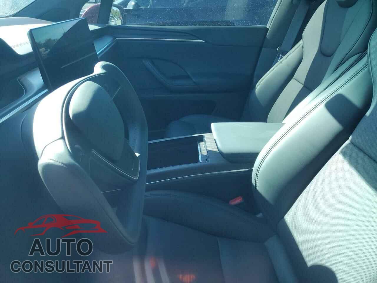 TESLA MODEL X 2024 - 7SAXCBE53RF448580