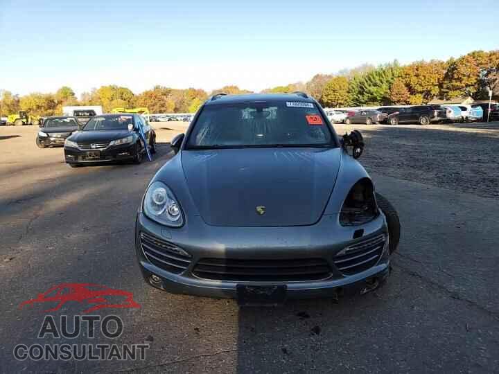 PORSCHE CAYENNE 2013 - WP1AA2A25DLA08823