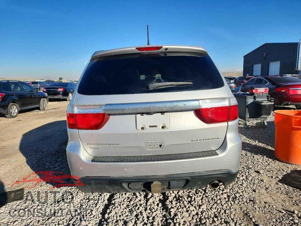 DODGE DURANGO 2013 - 1C4RDJEG4DC556968