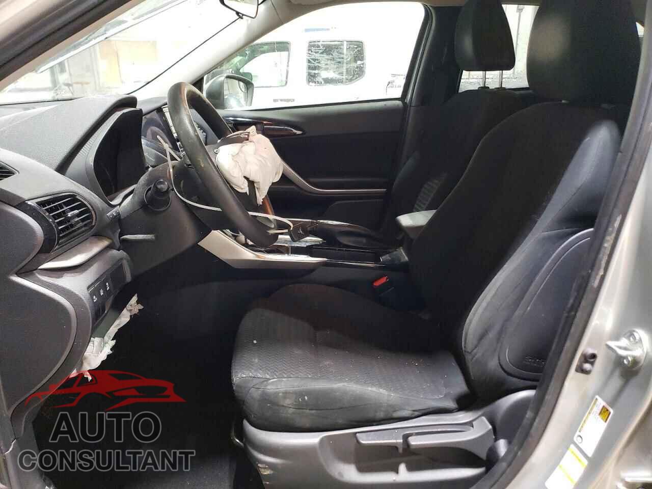 MITSUBISHI ECLIPSE 2022 - JA4ATUAA3NZ033906
