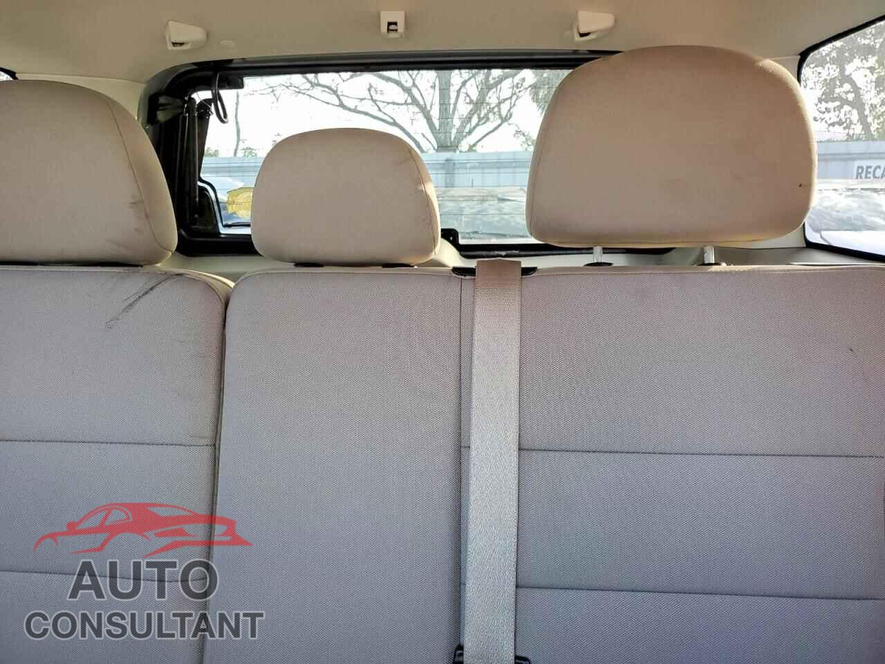 FORD ESCAPE 2012 - 1FMCU0D70CKA71728