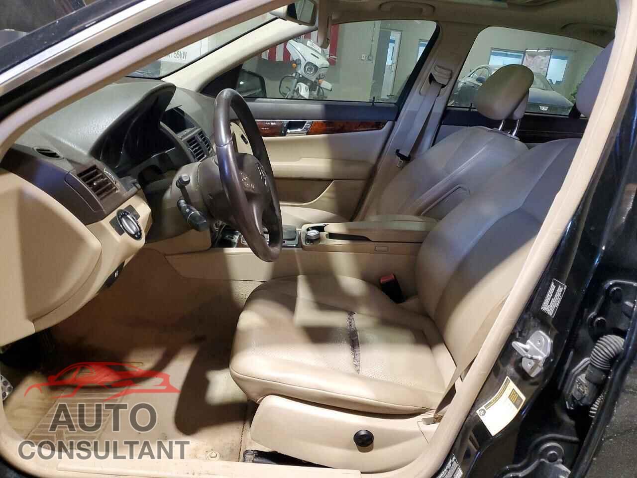 MERCEDES-BENZ C-CLASS 2010 - WDDGF5EB2AR107011