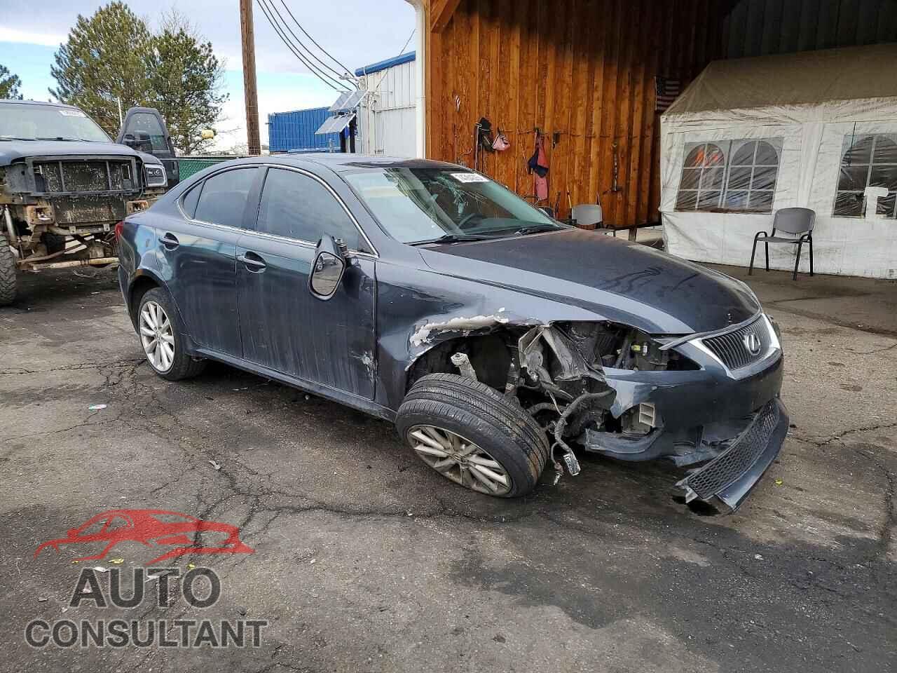 LEXUS IS 2009 - JTHCK262192031012