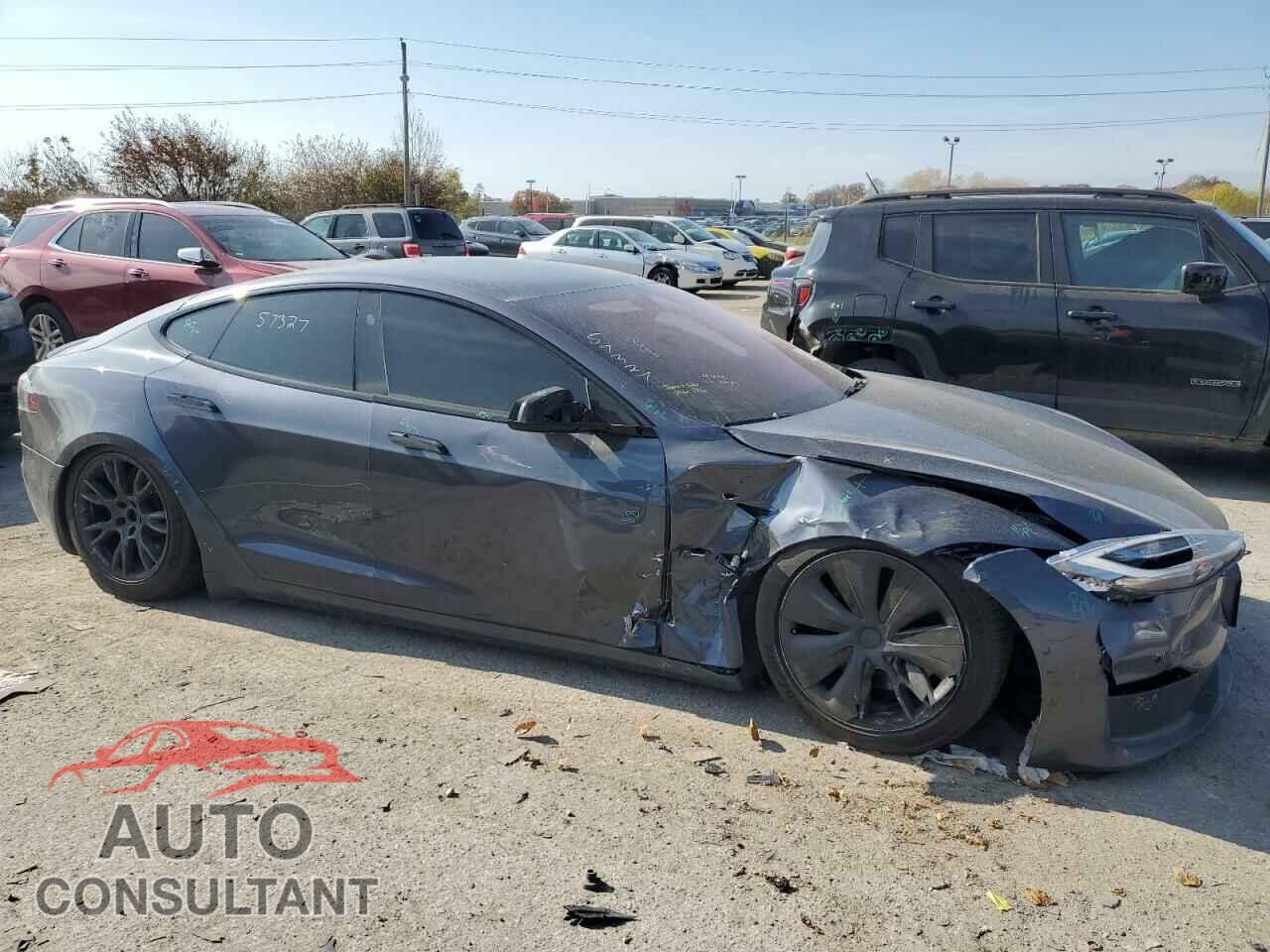 TESLA MODEL S 2021 - 5YJSA1E62MF450815