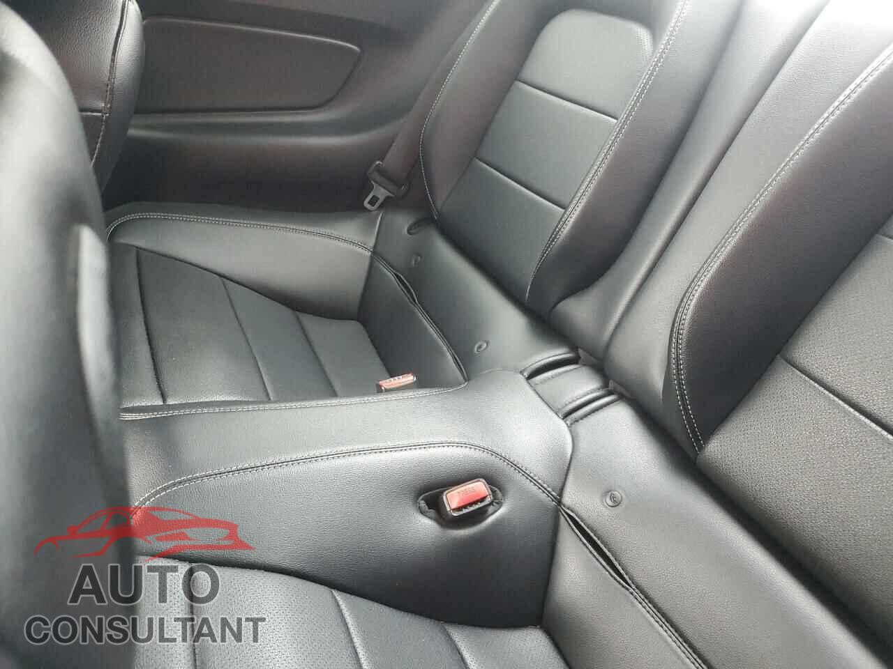 FORD MUSTANG 2017 - 1FA6P8CF9H5258428
