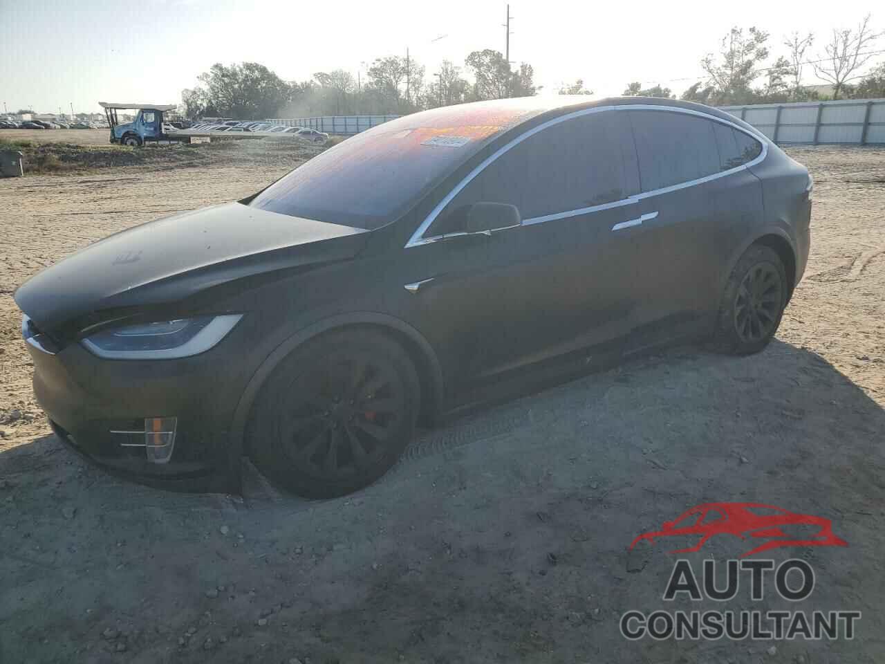 TESLA MODEL X 2017 - 5YJXCBE4XHF040743