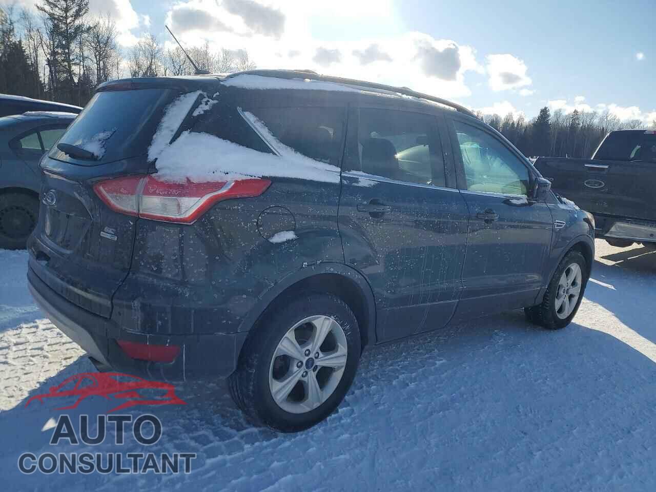 FORD ESCAPE 2015 - 1FMCU9GX2FUB75615