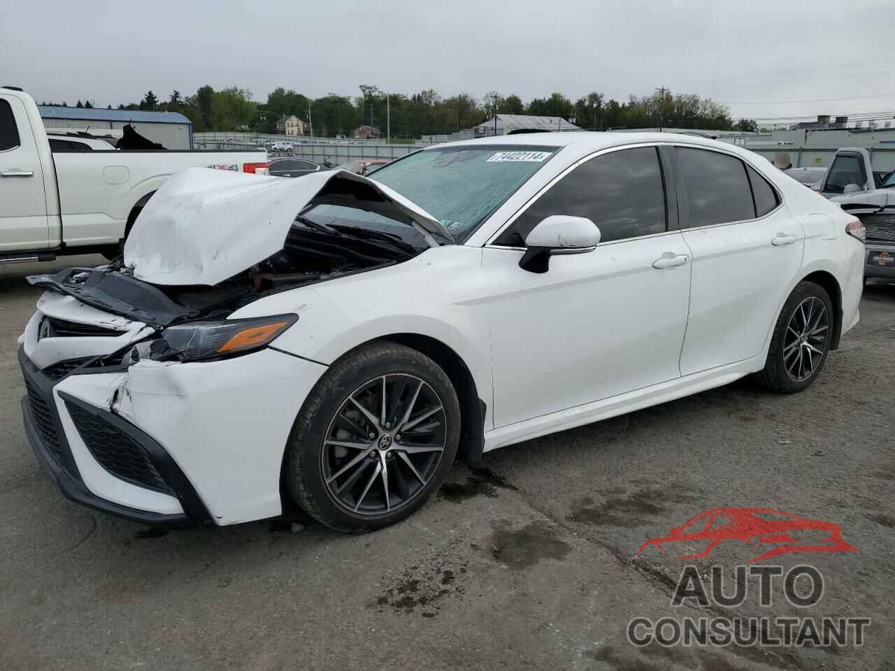 TOYOTA CAMRY 2022 - 4T1G11AK1NU062634