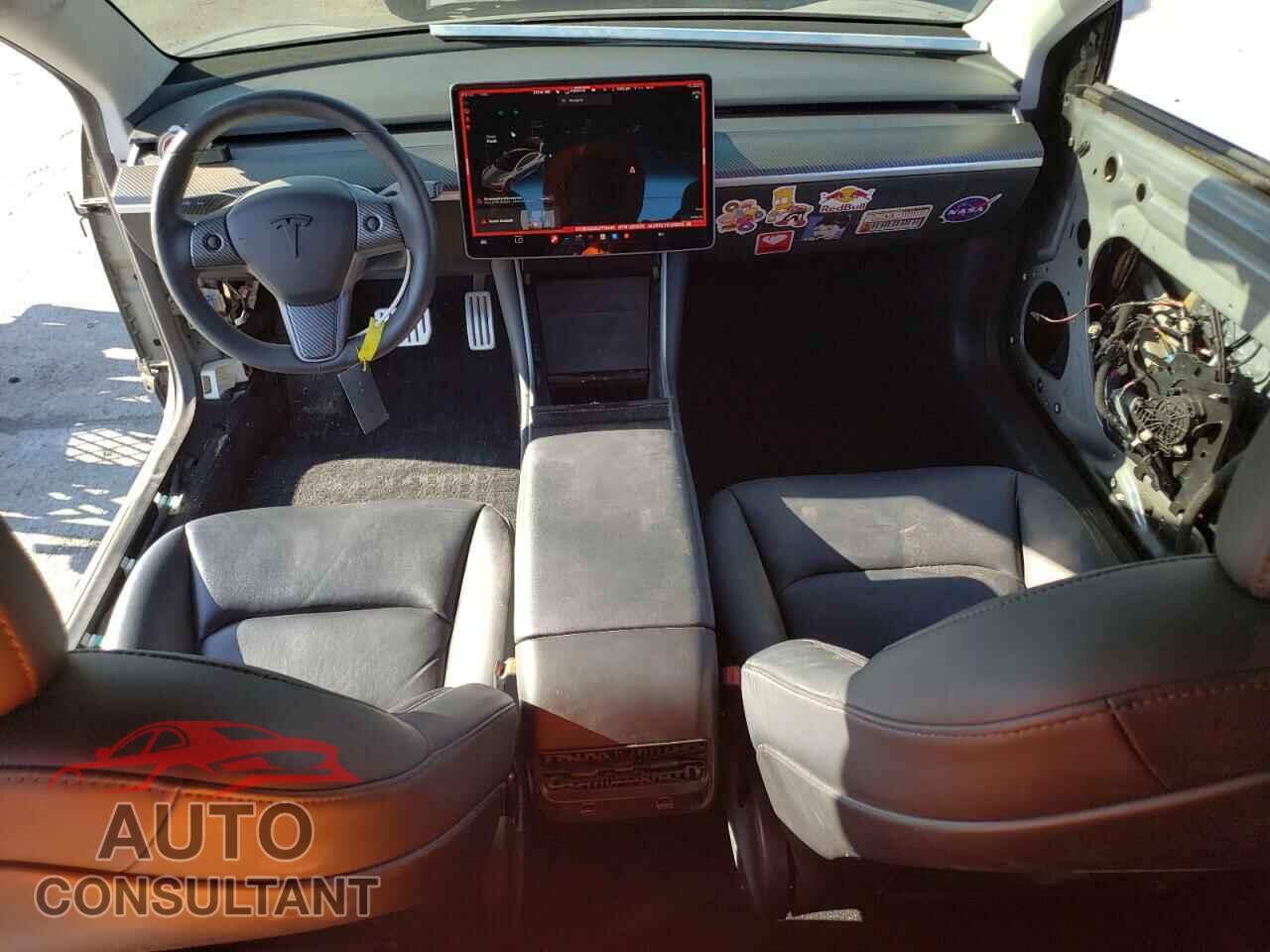 TESLA MODEL 3 2020 - 5YJ3E1EC0LF713445