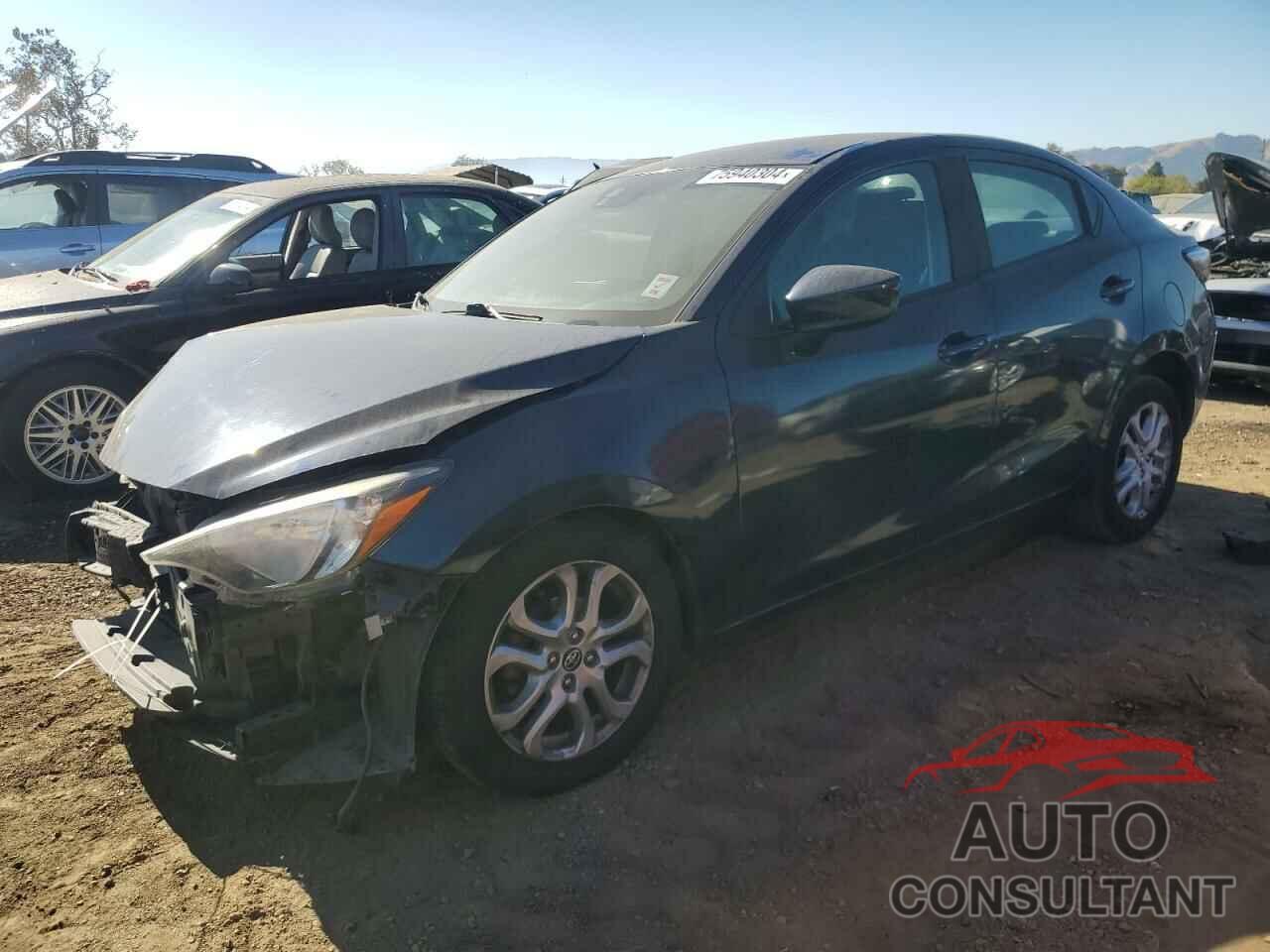 TOYOTA YARIS 2018 - 3MYDLBYVXJY322108