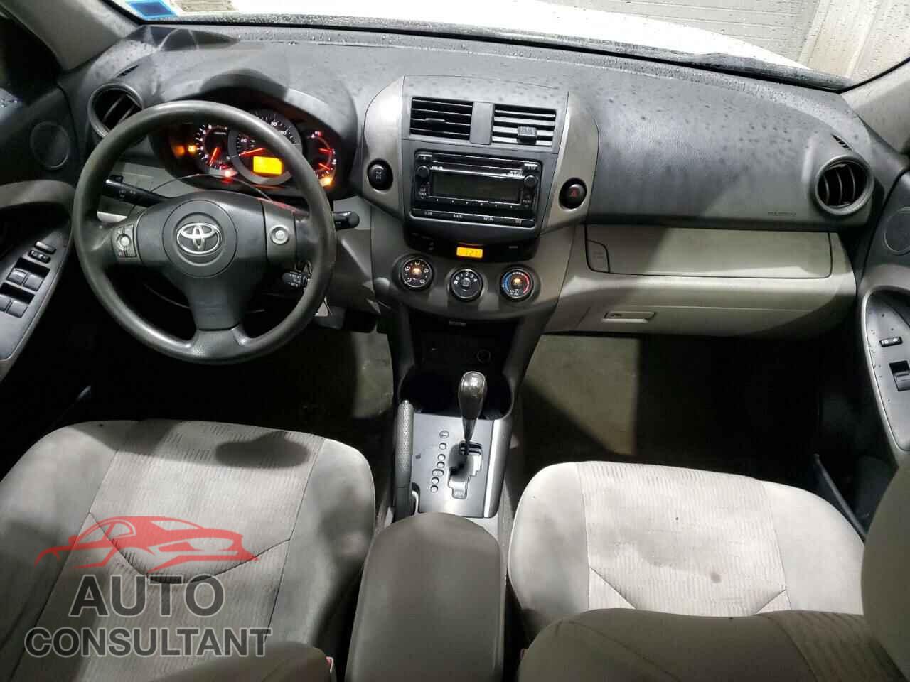 TOYOTA RAV4 2012 - JTMBF4DVXCD045271