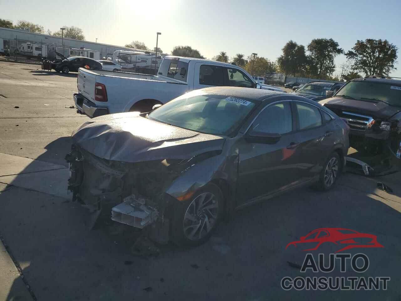 HONDA CIVIC 2018 - 2HGFC2F70JH536804