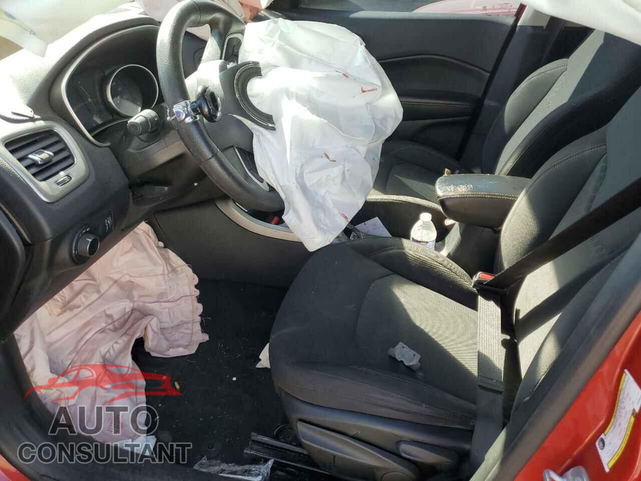 JEEP COMPASS 2017 - 3C4NJCAB2HT658261