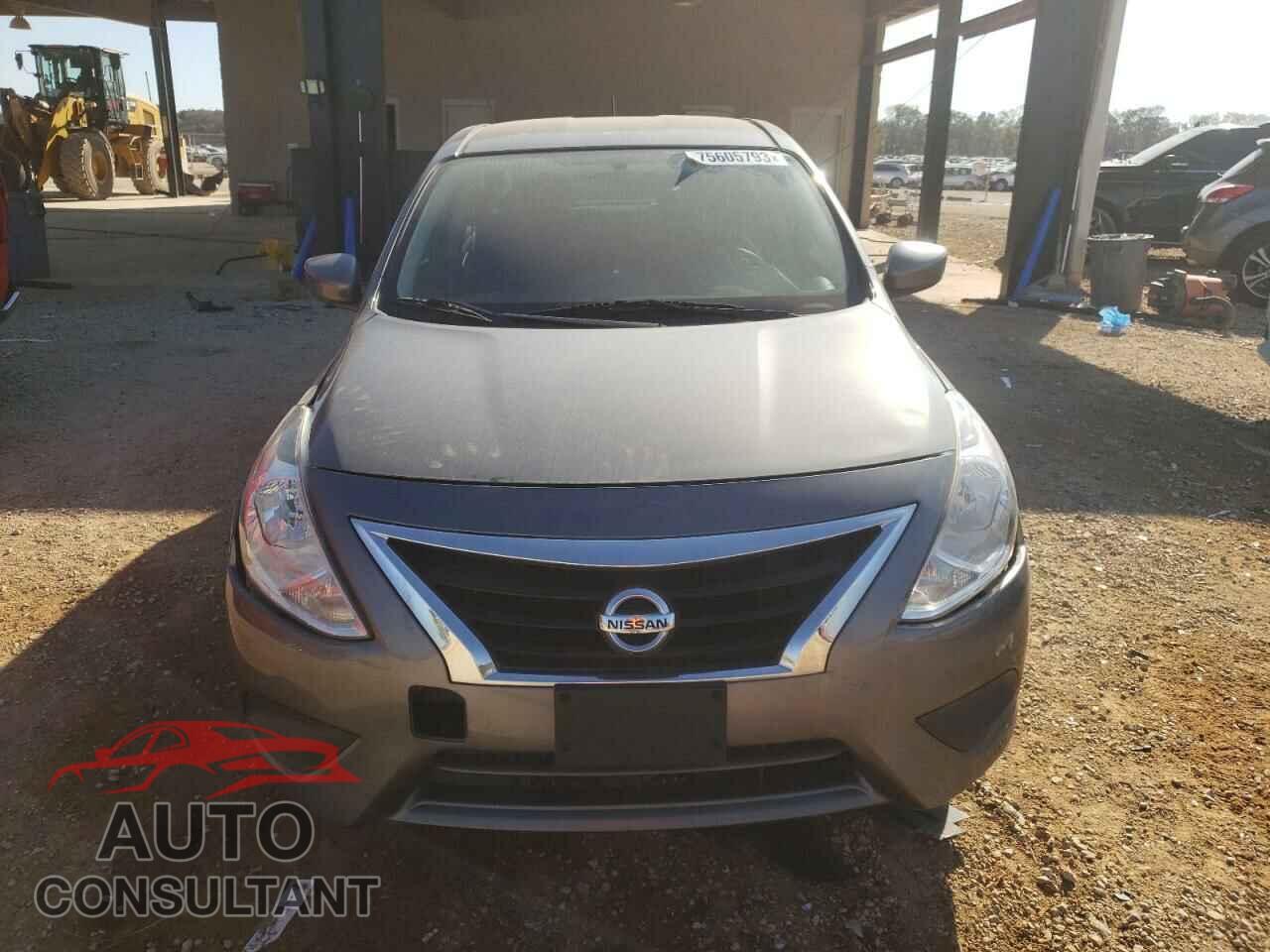 NISSAN VERSA 2017 - 3N1CN7AP1HL852216