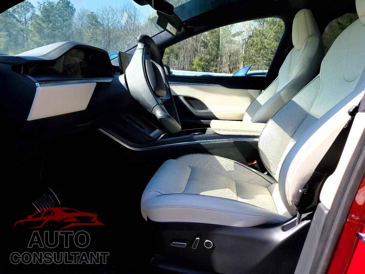 TESLA MODEL X 2023 - 7SAXCBE65PF374567