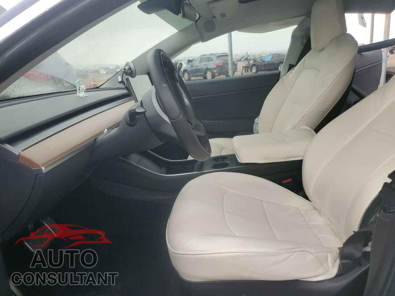 TESLA MODEL 3 2020 - 5YJ3E1EBXLF636185