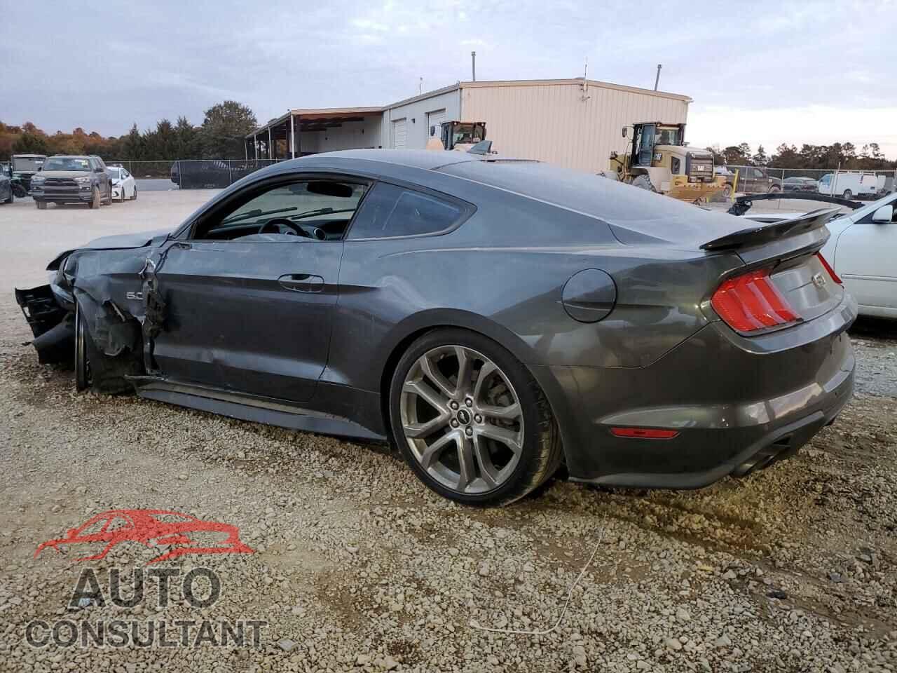 FORD MUSTANG 2020 - 1FA6P8CF6L5185530