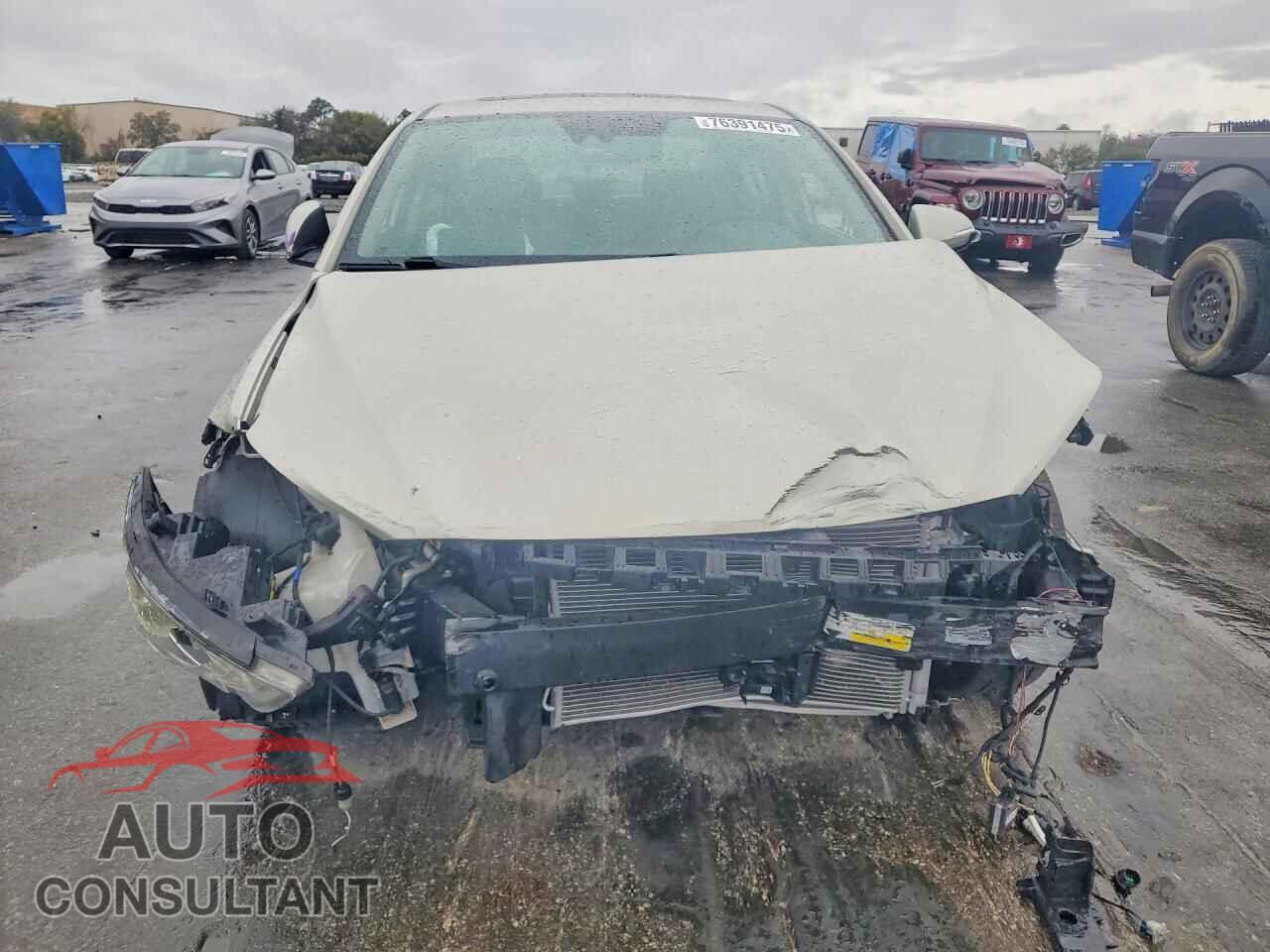 HYUNDAI ELANTRA 2018 - 5NPD84LF9JH257356