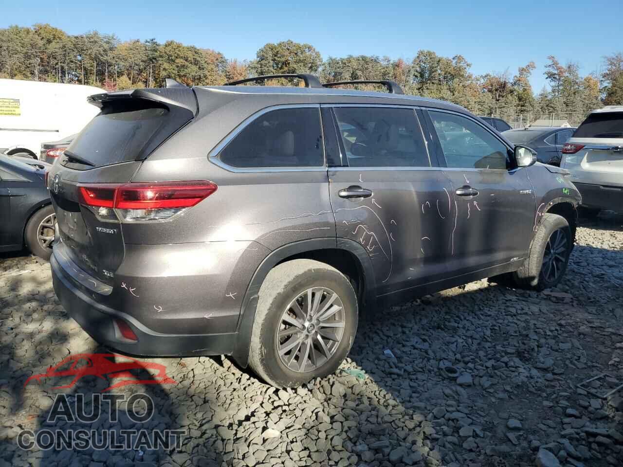 TOYOTA HIGHLANDER 2017 - 5TDJGRFH2HS026366