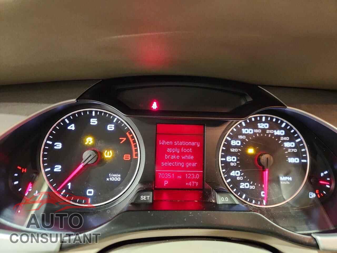 AUDI A4 2012 - WAUBFAFL7CA087907