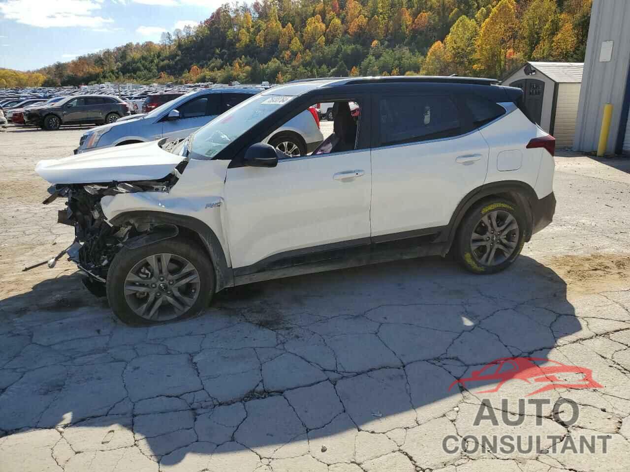 KIA SELTOS 2023 - KNDEUCAA8P7442349