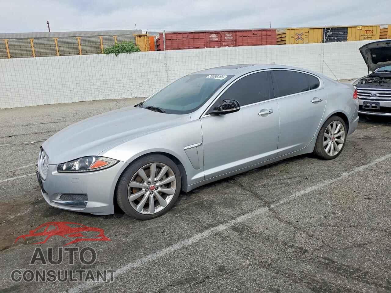JAGUAR XF 2014 - SAJWA0EX2E8U32905