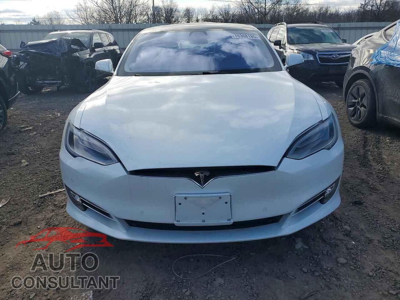 TESLA MODEL S 2018 - 5YJSA1E21JF284778