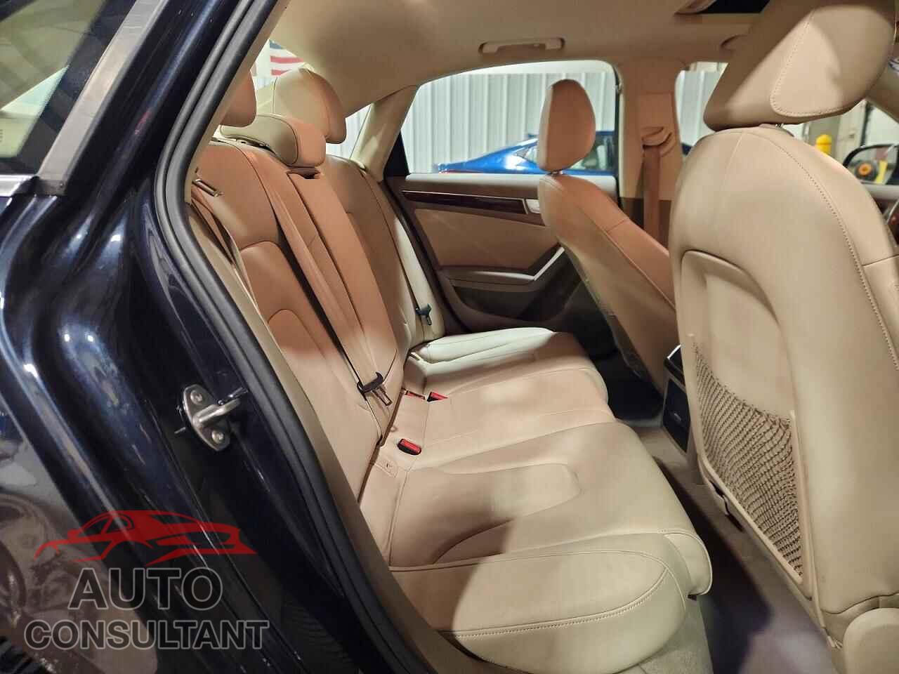 AUDI A4 2012 - WAUBFAFL7CA087907