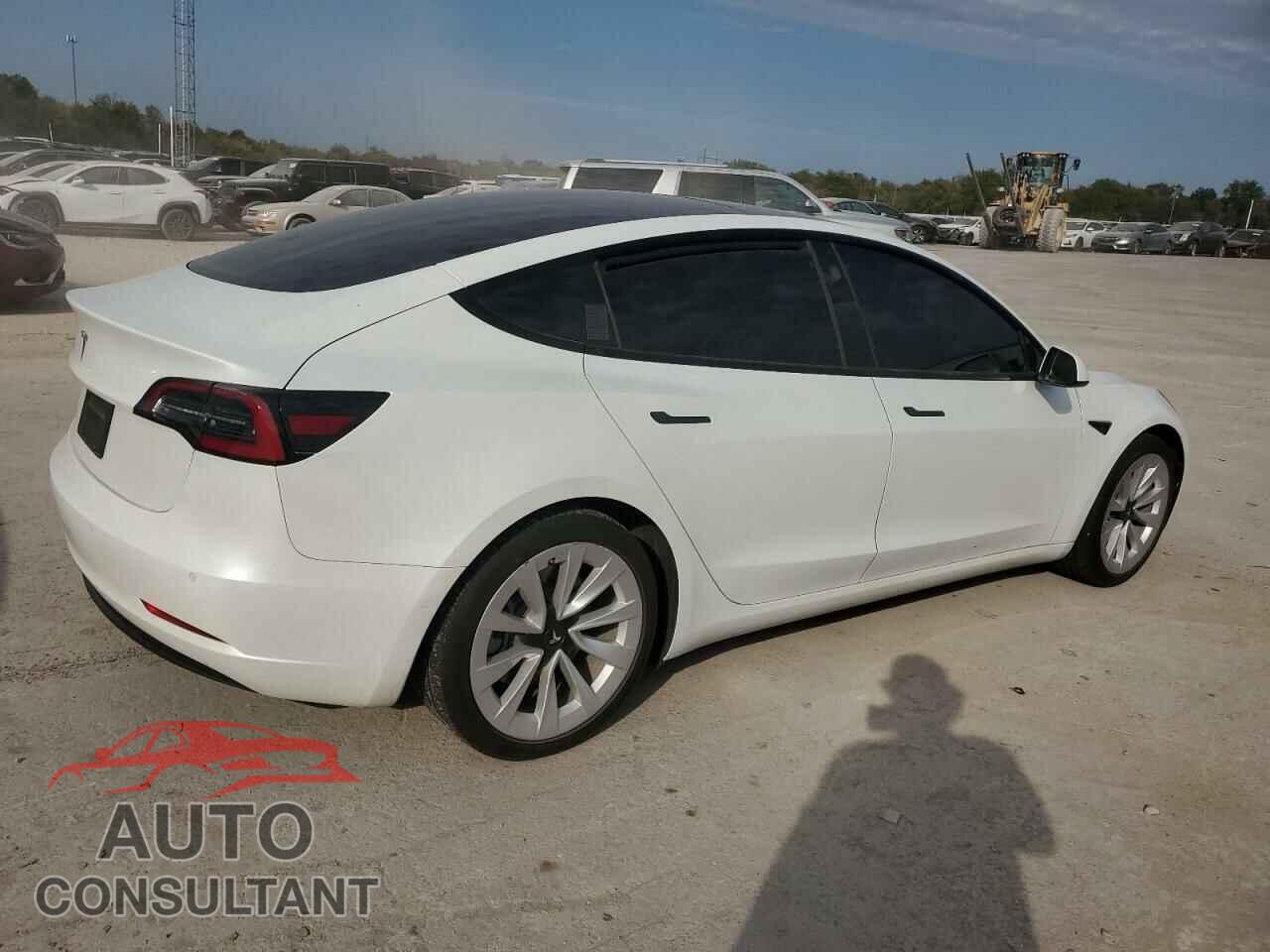 TESLA MODEL 3 2021 - 5YJ3E1EA9MF913465