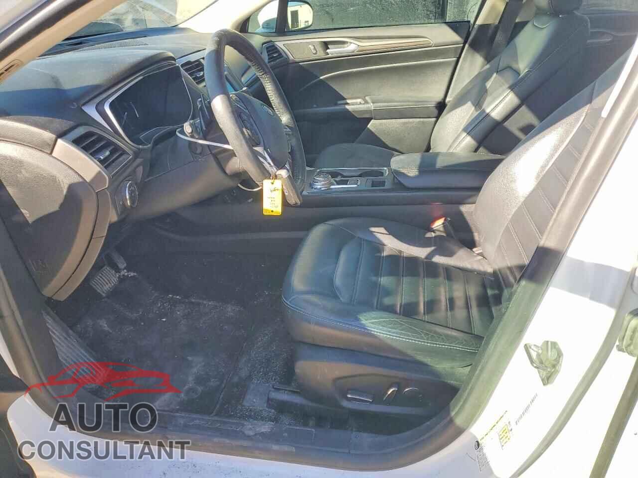 FORD FUSION 2017 - 3FA6P0T98HR302556