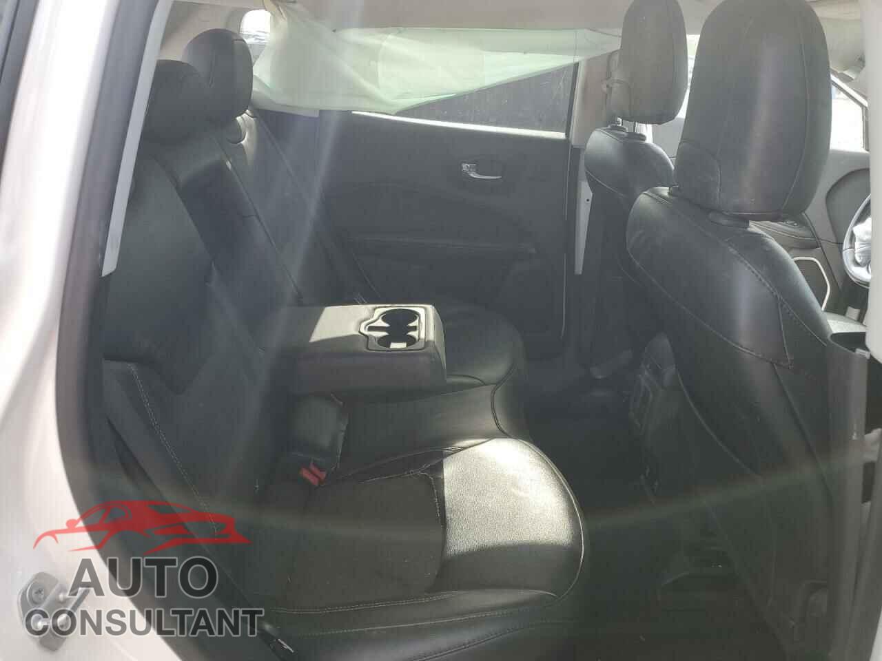 JEEP COMPASS 2020 - 3C4NJDBB4LT167025