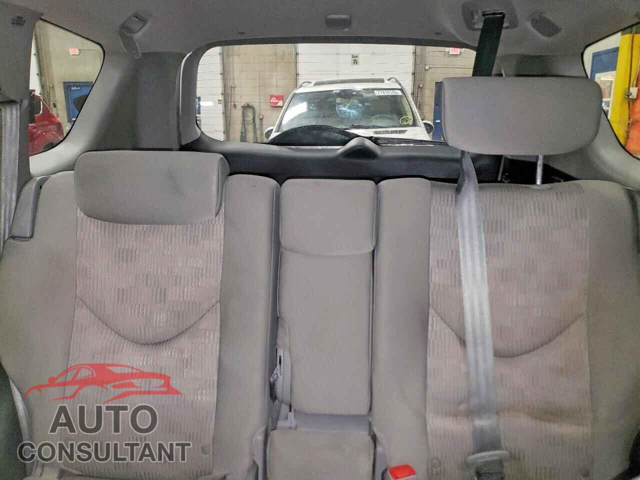 TOYOTA RAV4 2011 - 2T3BF4DV4BW134934