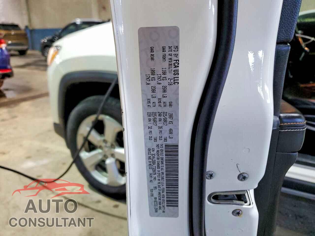 JEEP COMPASS 2018 - 3C4NJDBB4JT328079