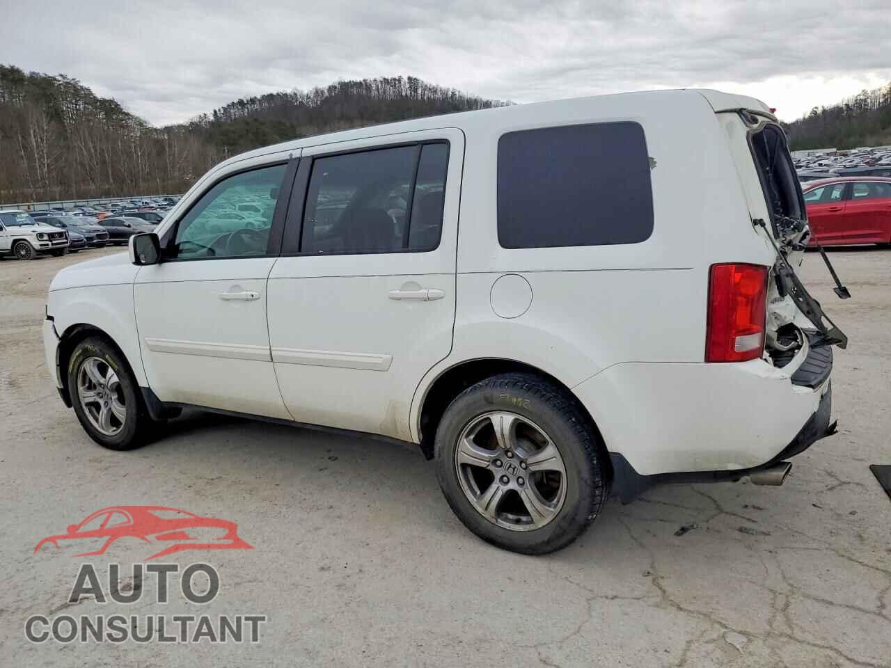 HONDA PILOT 2013 - 5FNYF4H57DB006913
