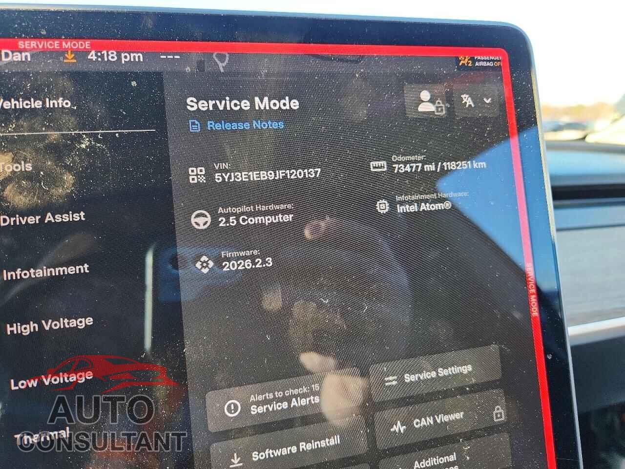 TESLA MODEL 3 2018 - 5YJ3E1EB9JF120137