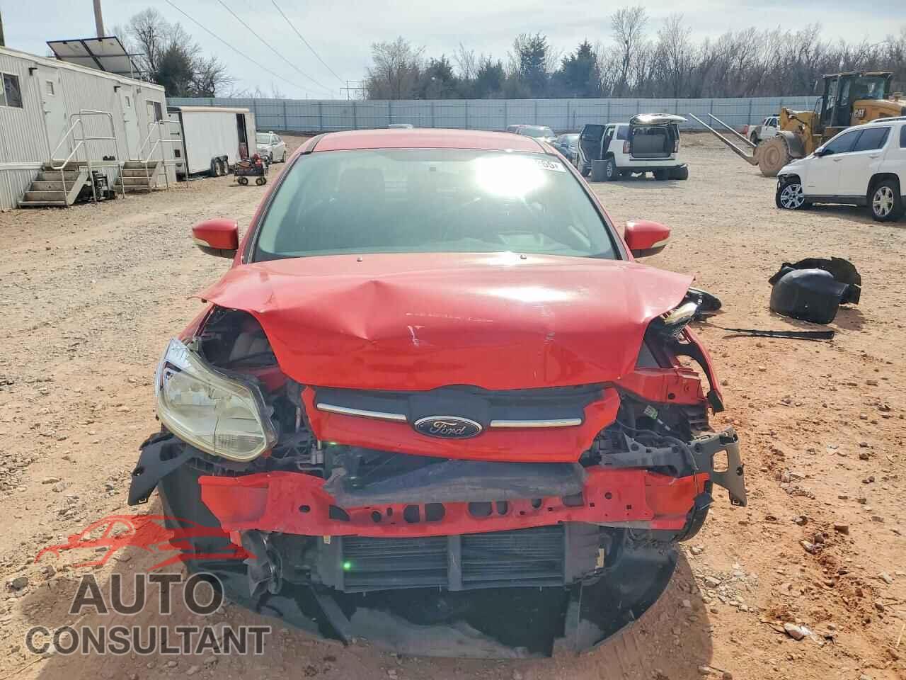 FORD FOCUS 2014 - 1FADP3F20EL229443