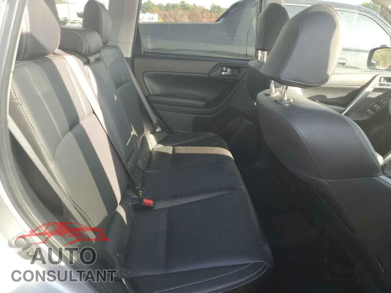 SUBARU FORESTER 2017 - JF2SJAJC5HH471760