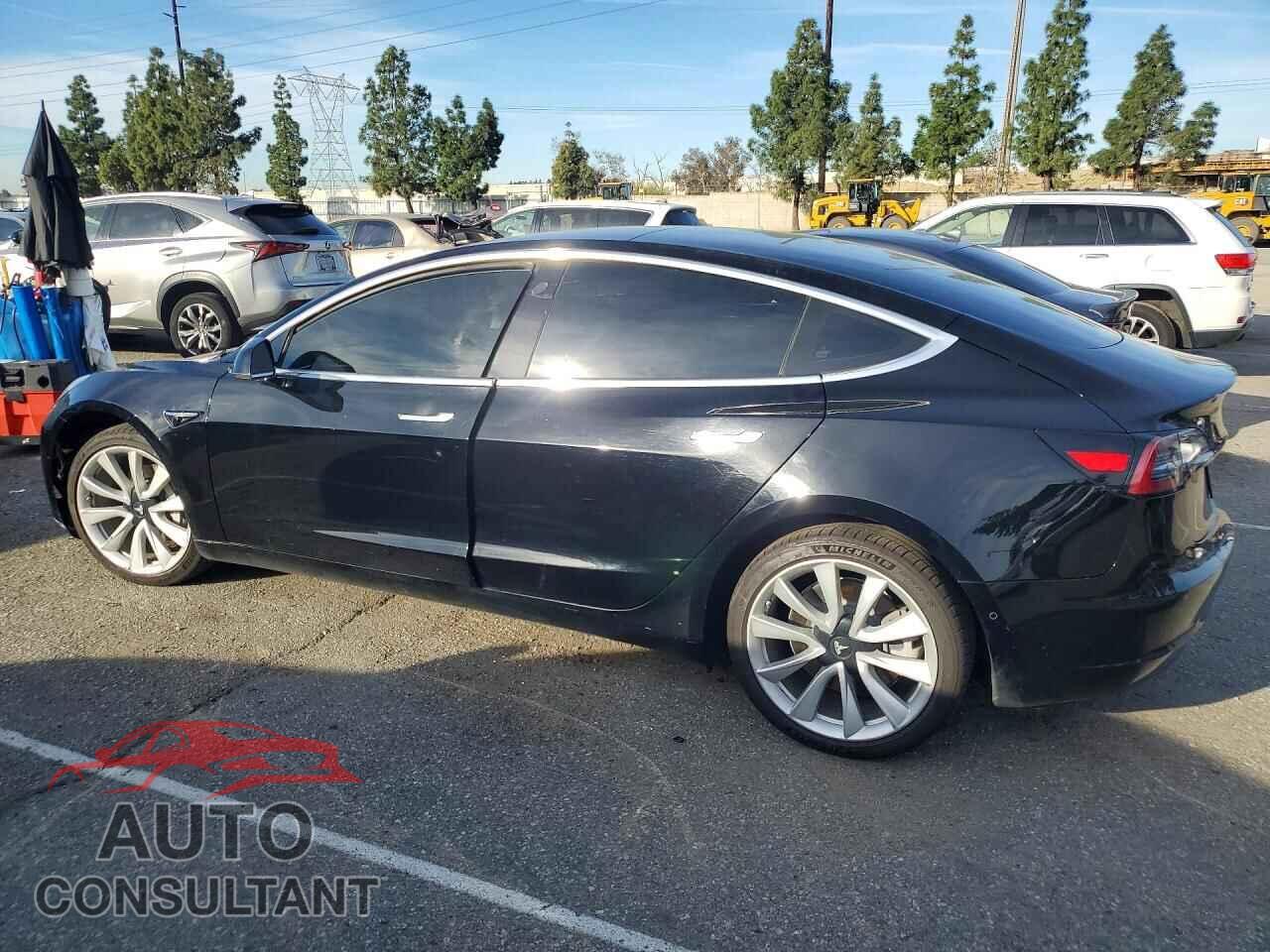 TESLA MODEL 3 2018 - 5YJ3E1EB2JF186674