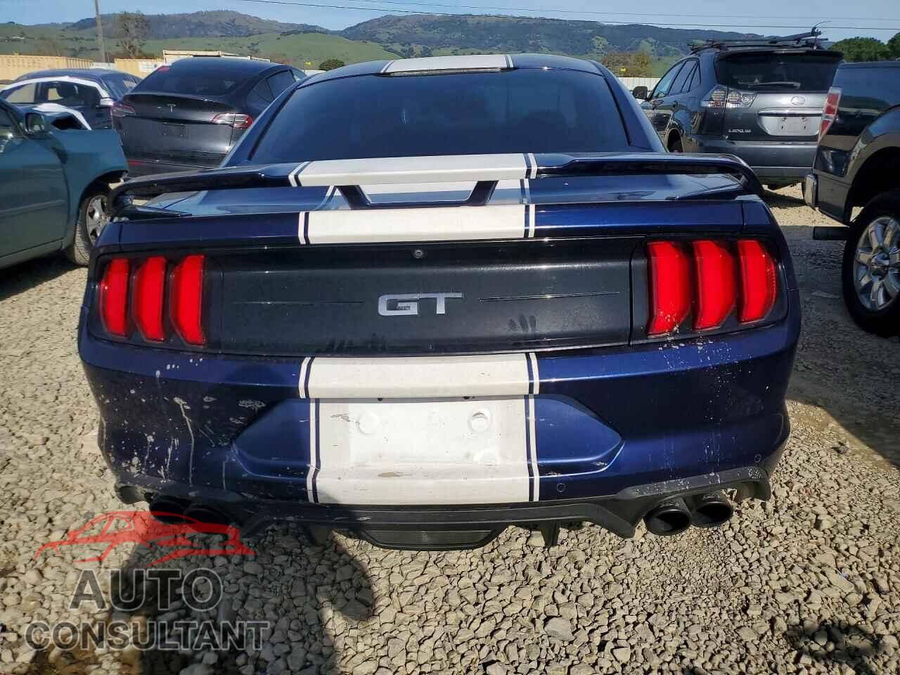 FORD MUSTANG 2018 - 1FA6P8CF6J5117533