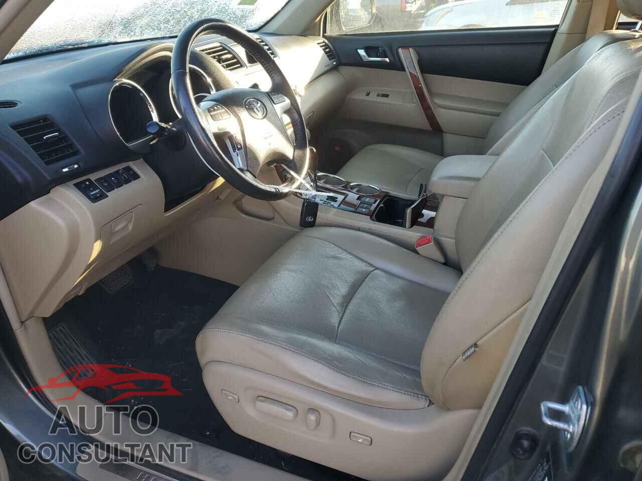TOYOTA HIGHLANDER 2012 - 5TDDK3EH8CS146305