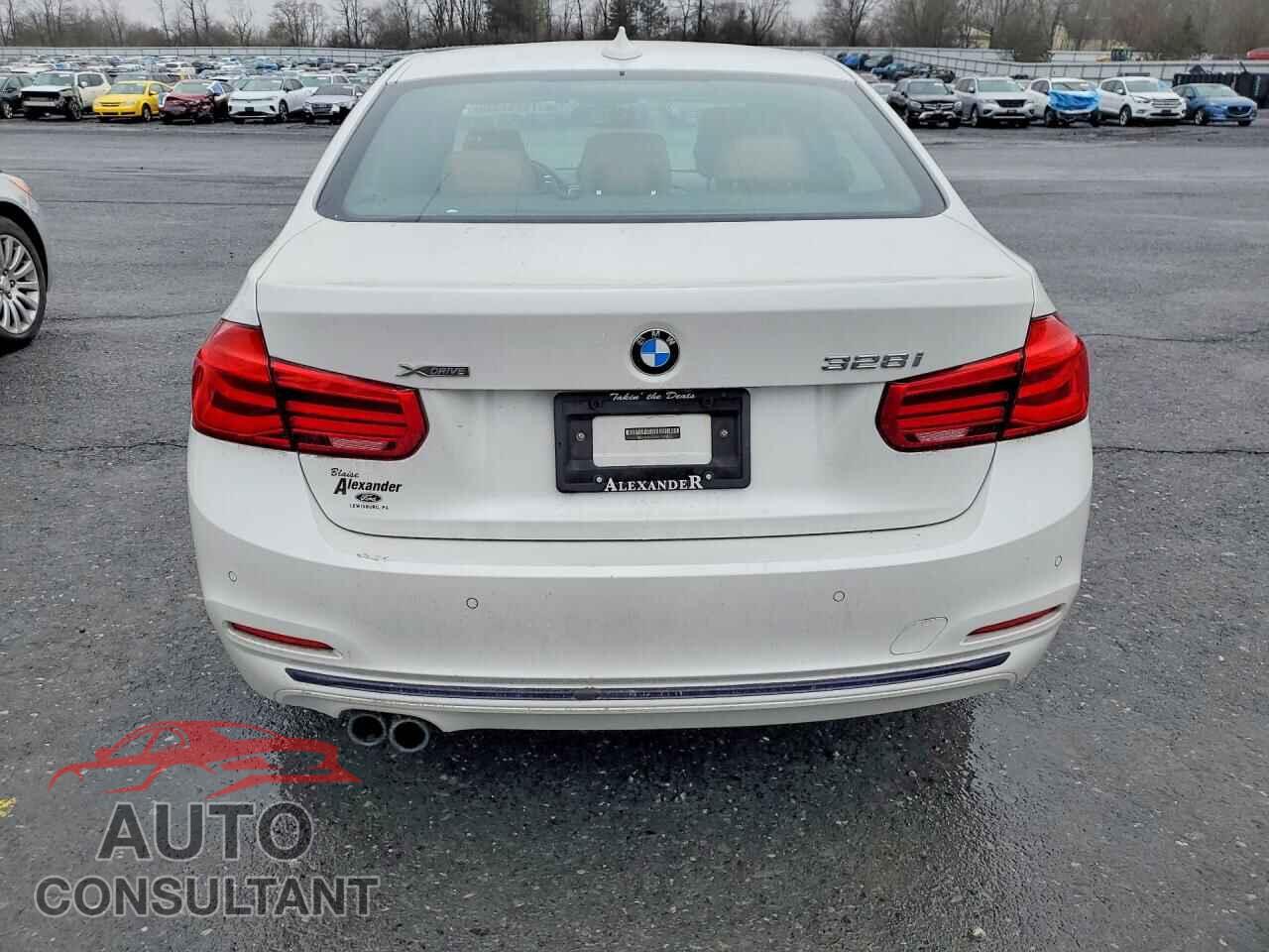 BMW 3 SERIES 2016 - WBA8E3G52GNU01700