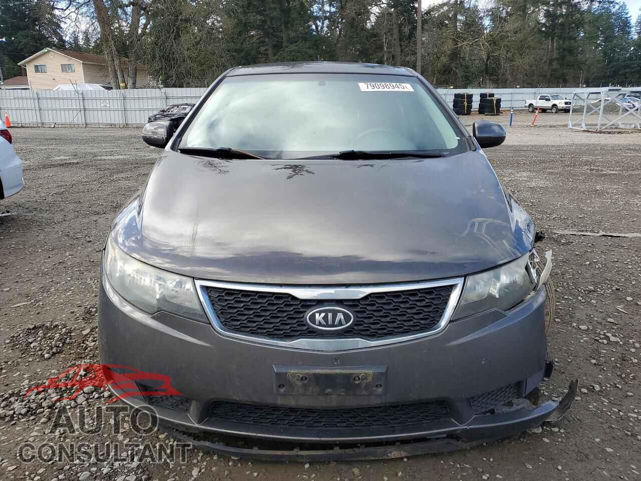 KIA FORTE 2011 - KNAFU4A27B5450737