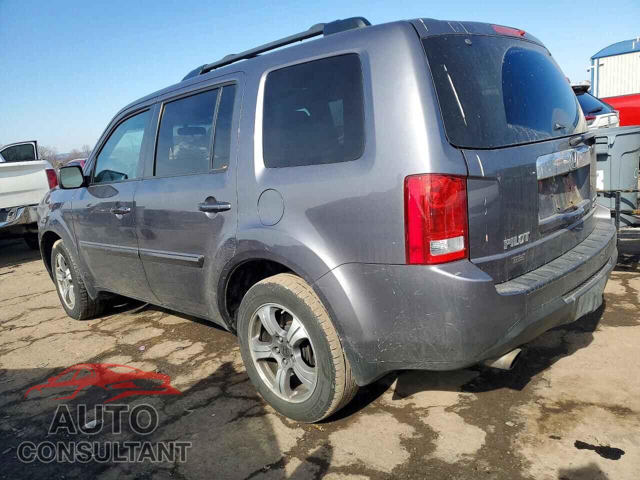 HONDA PILOT 2015 - 5FNYF4H34FB078847